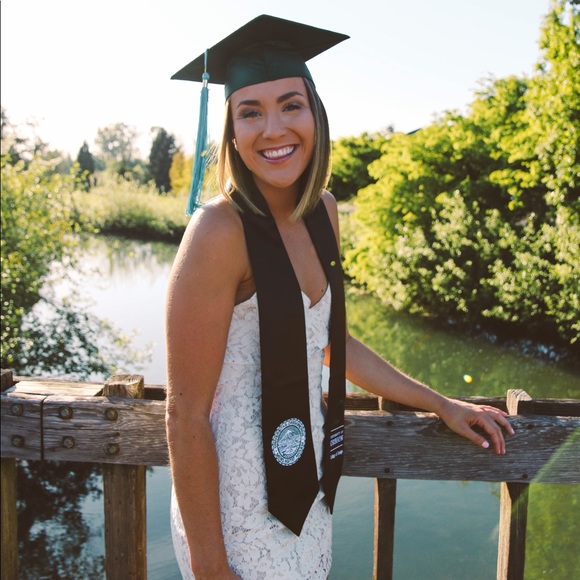 Meet your Posher, Anna - Picture 1 of 1